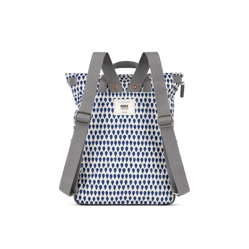 ROKA Canfield B Denim Rain Kleine Tasche aus recyceltem Canvas