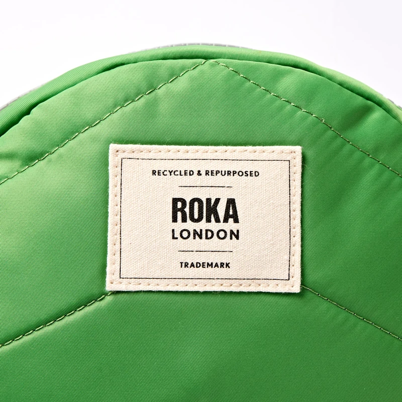 ROKA Paddington Kleine Tasche aus recyceltem Nylon | Online Lime