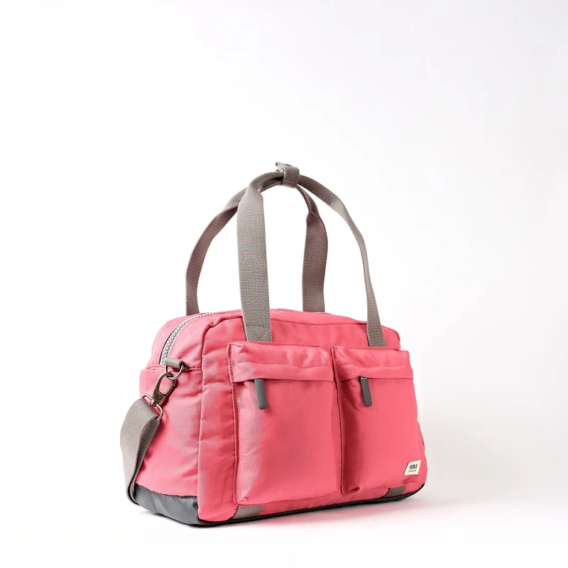 ROKA Gatwick Kleine Tasche aus recyceltem Canvas | Pink Lemonade