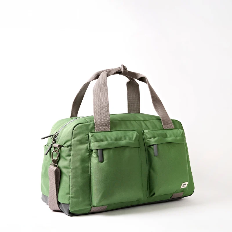 ROKA Gatwick Medium Tasche aus recyceltem Canvas | Artischocke