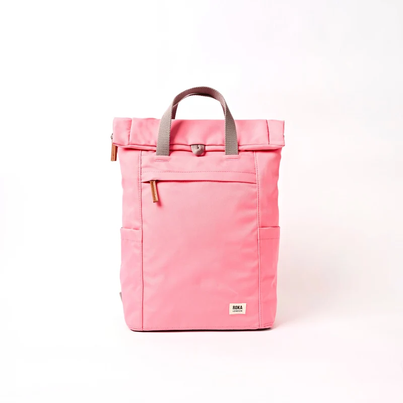 ROKA Finchley Eine mittelgroße Tasche aus recyceltem Canvas in der Farbe Pink Lemonade