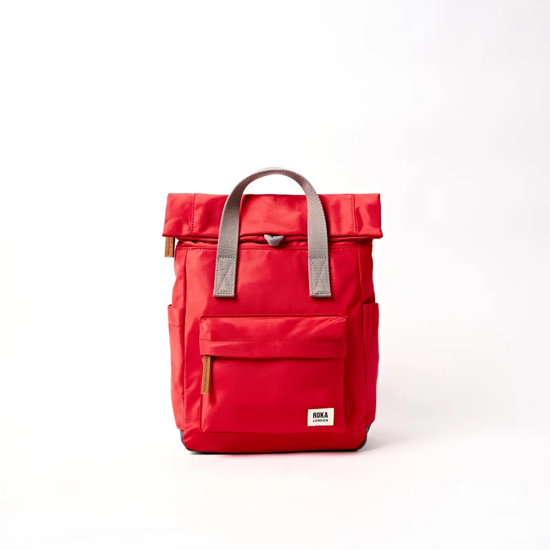 ROKA Canfield B Scarlet Kleine Tasche aus recyceltem Nylon