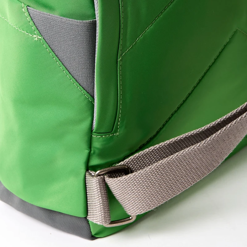 ROKA Canfield B Online Lime Kleine Tasche aus recyceltem Nylon