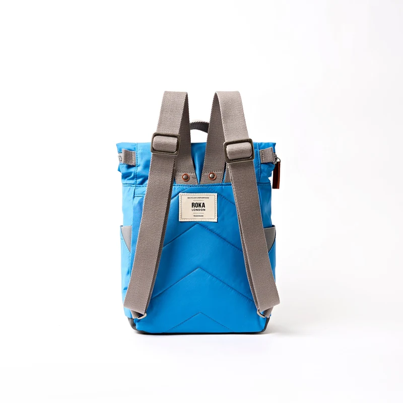 ROKA Canfield B Malibu Blaue kleine Tasche aus recyceltem Nylon