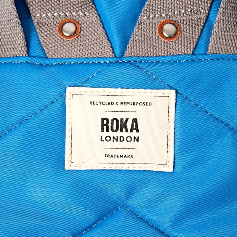 ROKA Canfield B Malibu Blaue kleine Tasche aus recyceltem Nylon