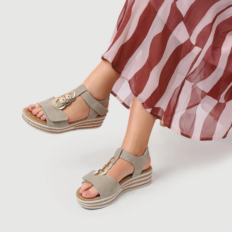 Wide-Fit Dual-Touch-Fasten Sandals - WBINS41110 / 327 618 - Beige