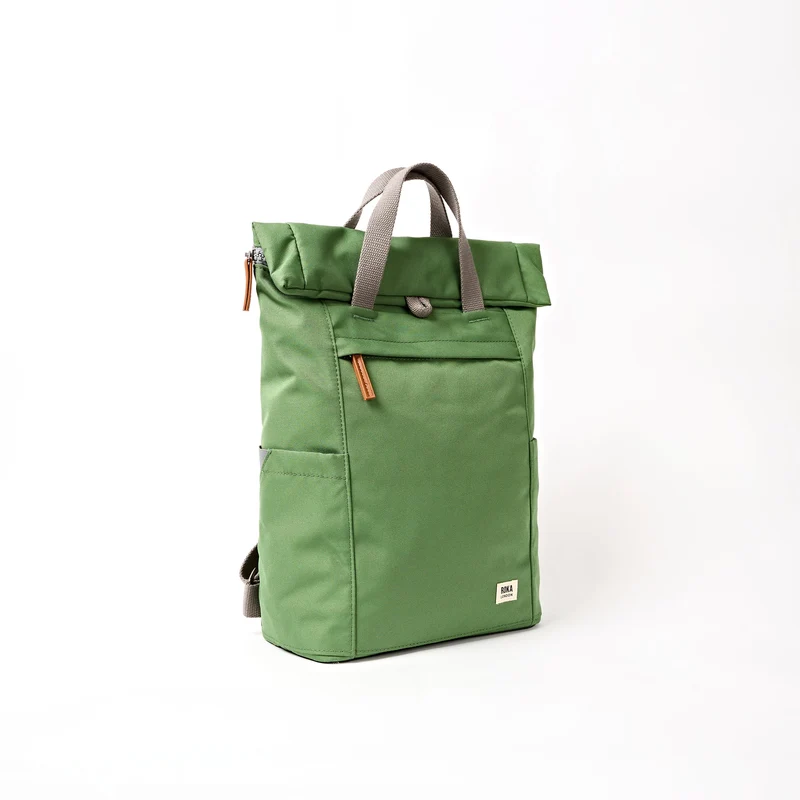 ROKA Finchley Eine mittelgroße Tasche aus recyceltem Canvas mit Artischockenmotiv