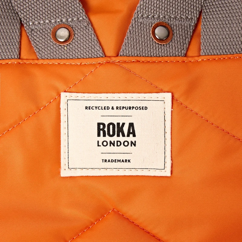 ROKA Canfield B Jaffa Orange Medium Tasche aus recyceltem Nylon