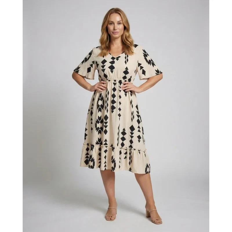 Ariane | Damen Apricot Midikleid für Große Größen im A Linien Stil mit V Ausschnitt, Taille und Volant Saum