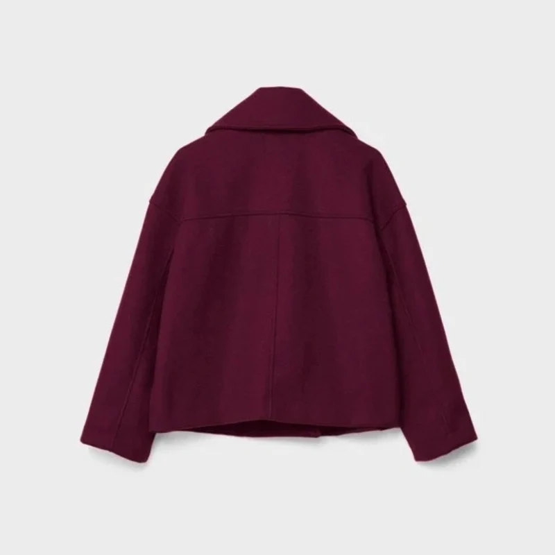 Fabia | Damen Kurze Winterjacke für Große Größen mit Kragen und Knöpfen
