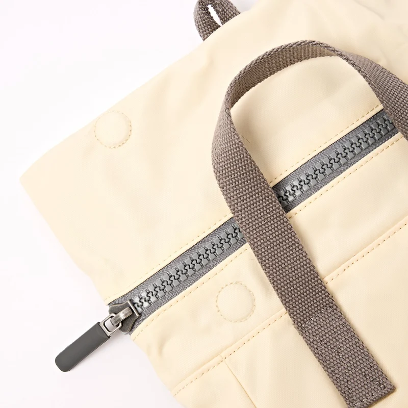 ROKA Canfield B Wachspapierstreifen Kleine recycelte Nylontasche