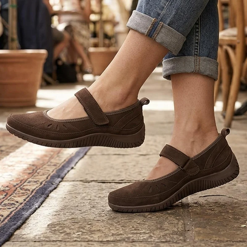 Leather Adjustable Fasten Mary Janes - BRK44003 / 329 757 - Chocolate Suede