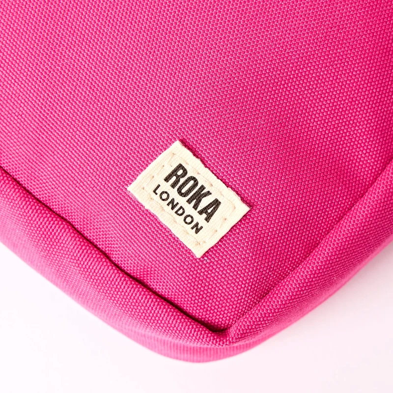 ROKA Bond Granita Red Recycling Canvas Tasche