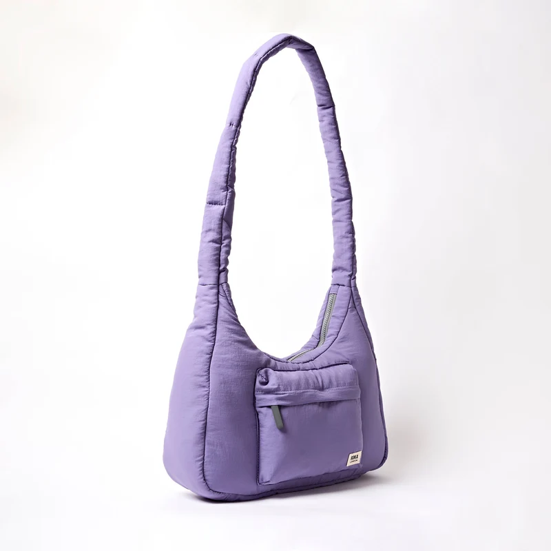 ROKA Belsize Petal Medium Tasche aus recyceltem Taslon