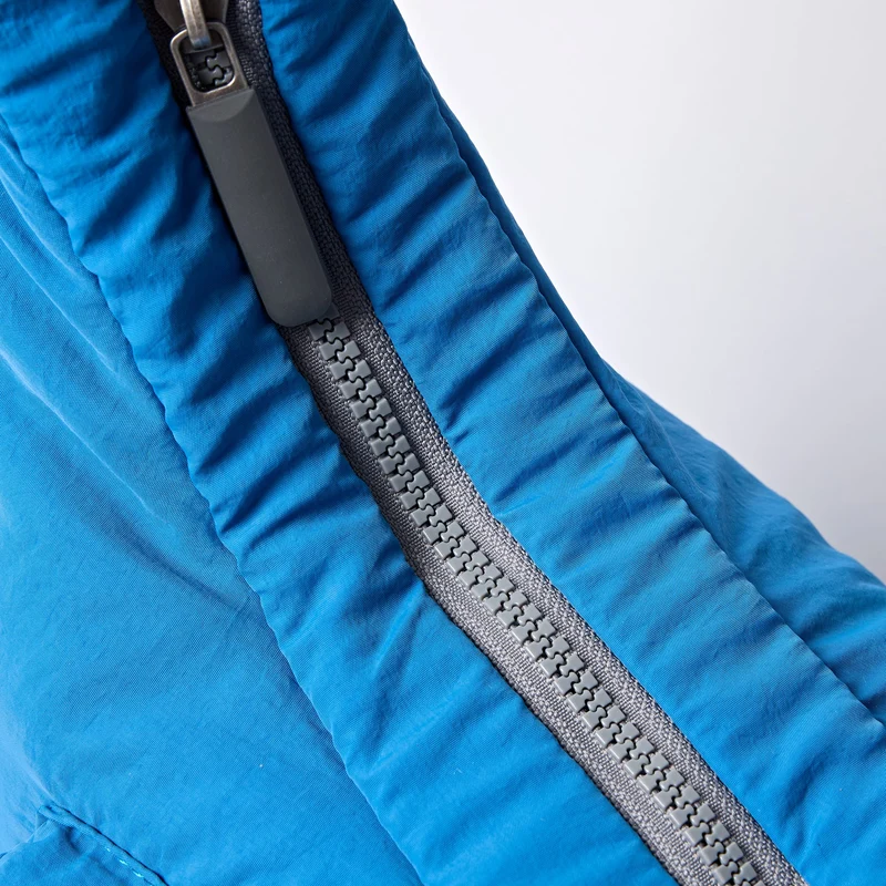 ROKA Belsize Malibu Blue Medium Tasche aus recyceltem Taslon