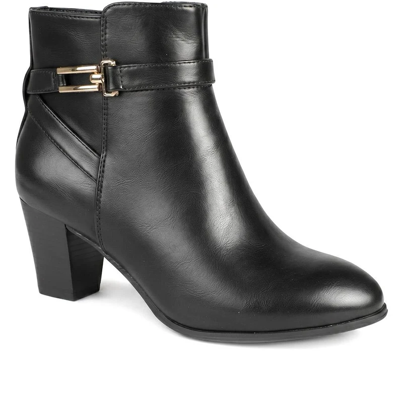 Smart Block Heel Ankle Boots With Buckle Detail - SANYI44002 / 330 000