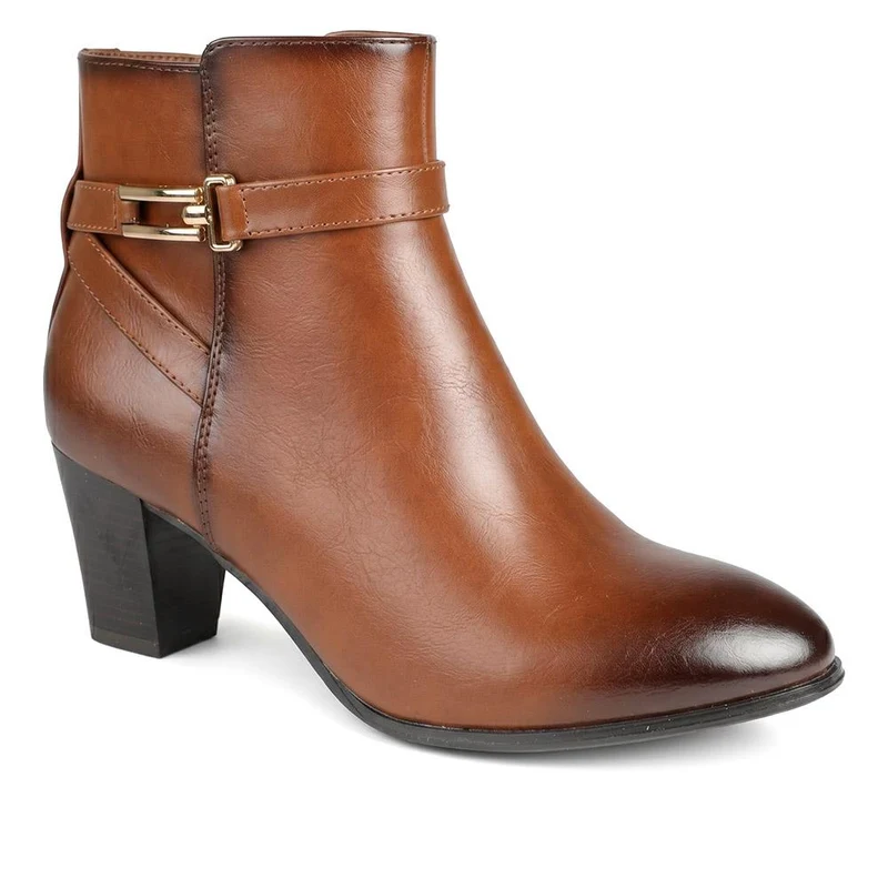Smart Block Heel Ankle Boots With Buckle Detail - SANYI44002 / 330 000 - Tan