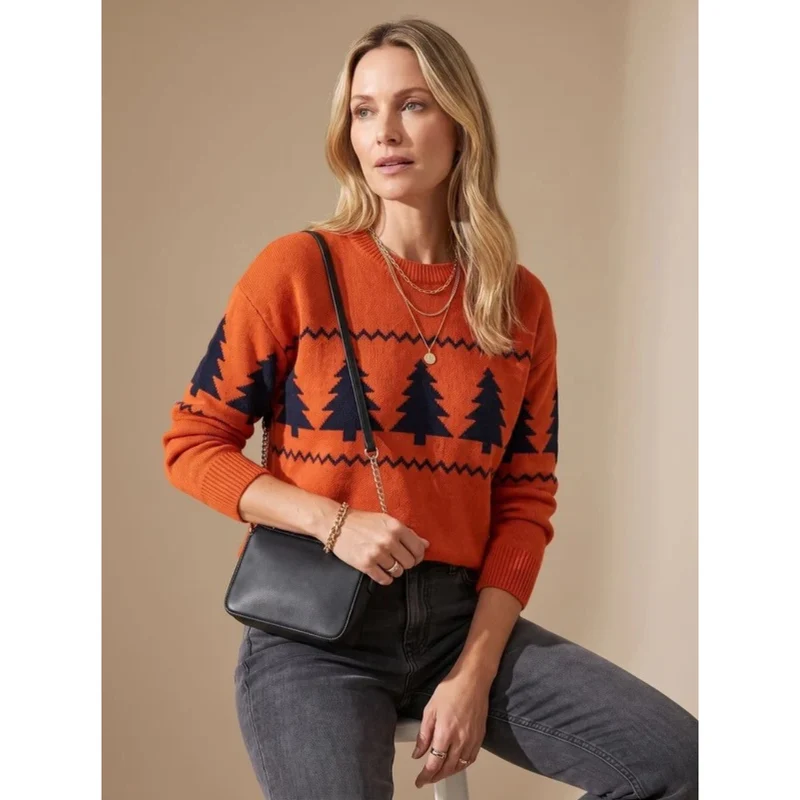 Paulina | Damen Pullover mit Weihnachtsbaum Muster und Langarm Stil