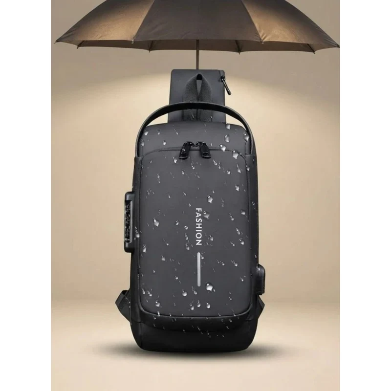 Kilian | Herren Schultertasche mit USB Anschluss und Zahlenschloss