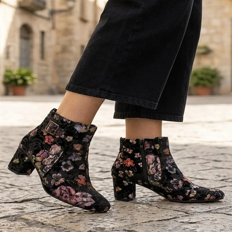 Patterned Block Heel Buckle Ankle Boots - WBINS38090 / 324 214 - Multi-Black