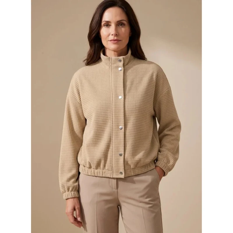 Henrike | Damen Jacke mit Struktur, Stehkragen und Elastischen Bündchen