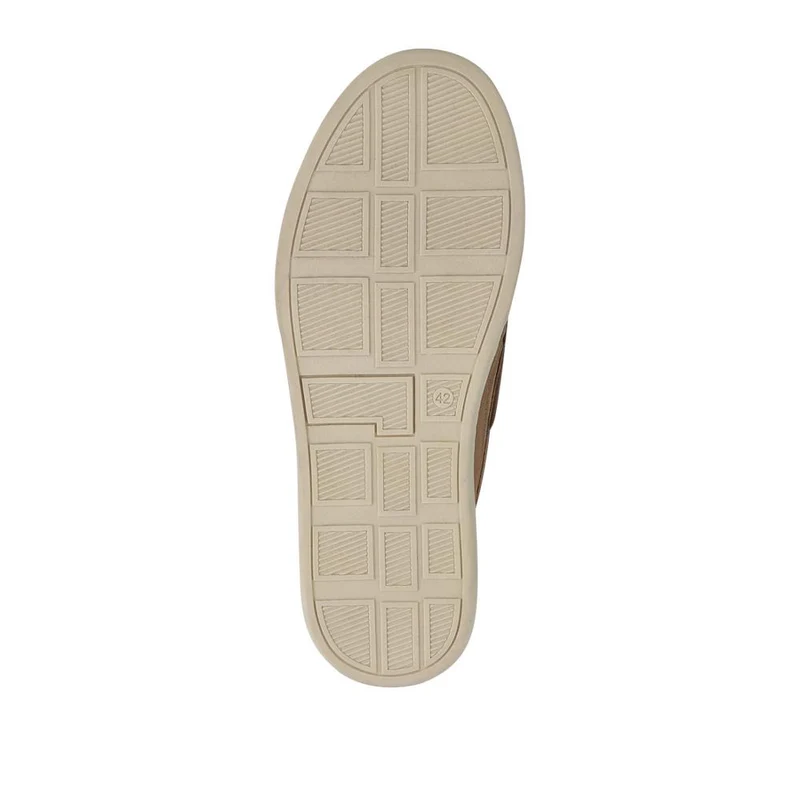 Leather Wide-Fit Boat Shoes - PARK41048 / 327 264 - Stone