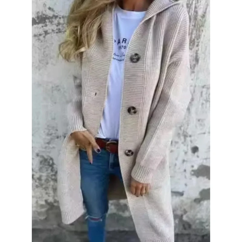 Josefine | Damen Strickjacke mit Kapuze, Knöpfen und langer Form
