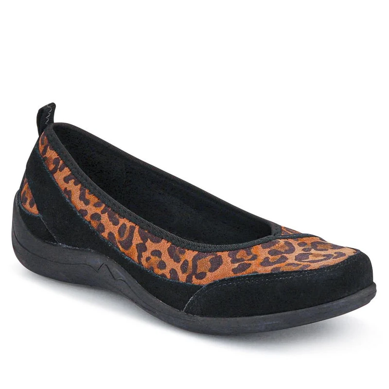 Slip-On Patterned Lightweight Pumps - BRK37007 / 323 323