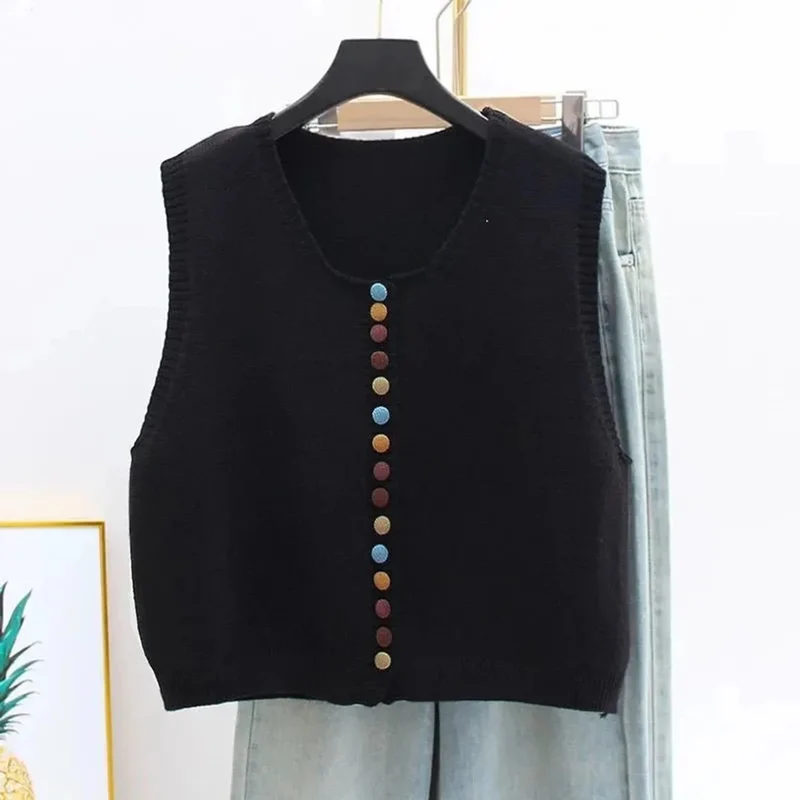 Ottilie | Damen Strickweste mit Farbigen Knöpfen