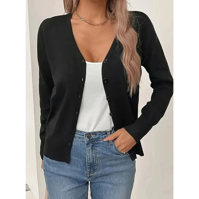 Melina | Damen Strickjacke mit V Ausschnitt, Knöpfen und Langarm