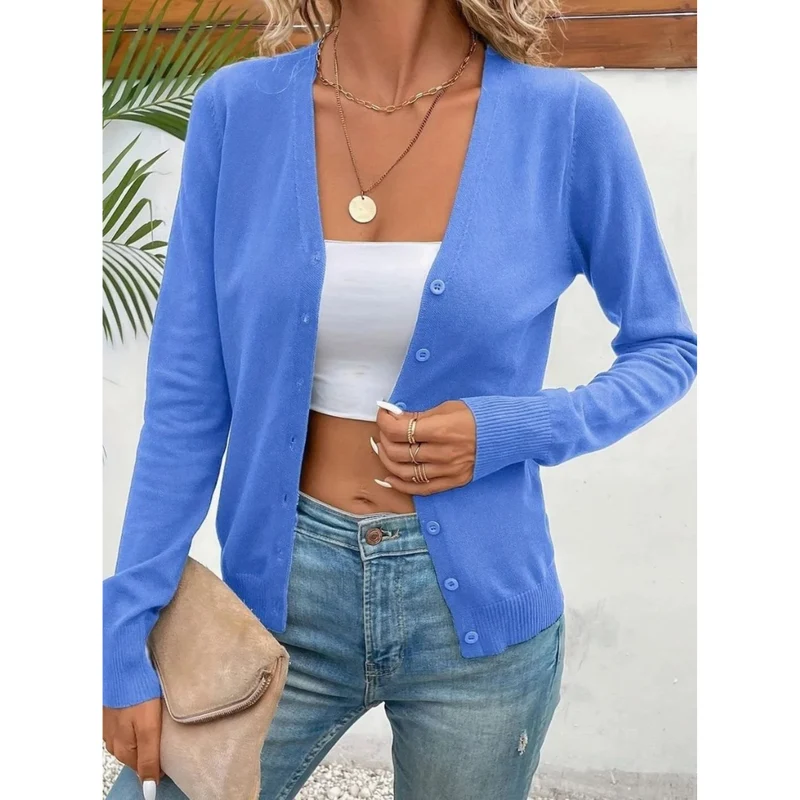 Melina | Damen Strickjacke mit V Ausschnitt, Knöpfen und Langarm