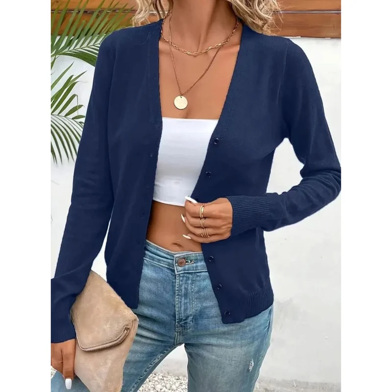 Melina | Damen Strickjacke mit V Ausschnitt, Knöpfen und Langarm
