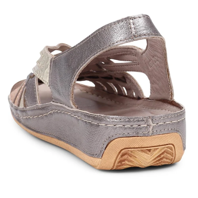 Soft Leather Slip-On Sandals - KARY39009 / 325 512 - Metallic Multi