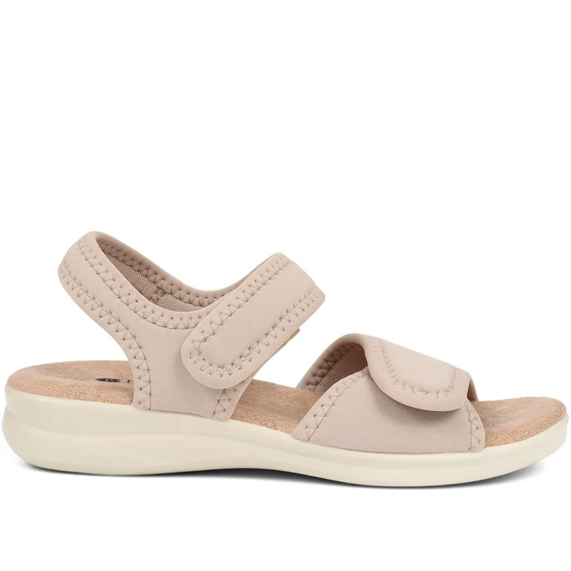 Adjustable Touch-Fasten Sandals - POLY39003 / 325 314 - Beige