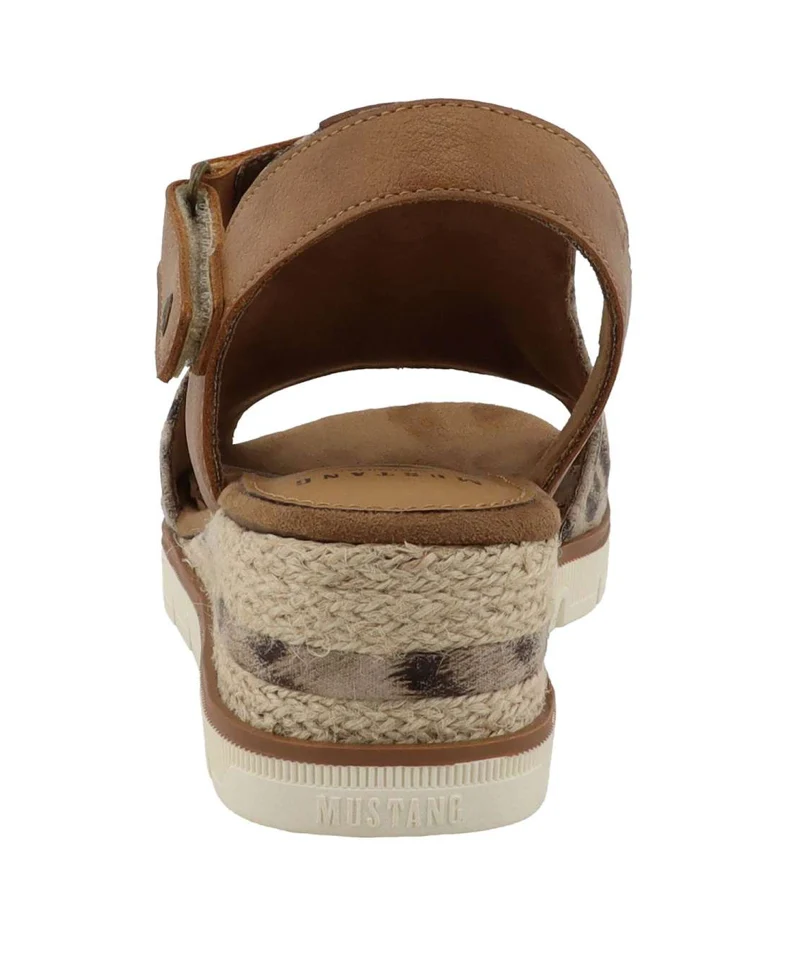 Mustang Damen-Sandalen zum Hineinschlüpfen | Beige
