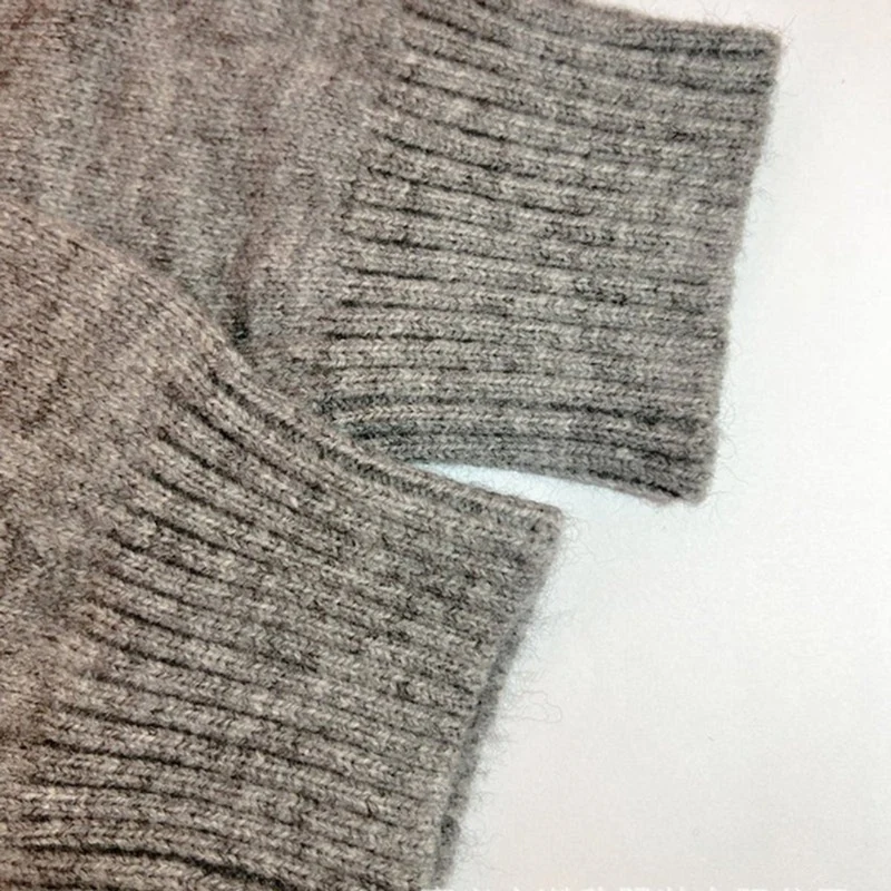 Hannelore | Damen Lange Strickjacke mit Kapuze und Schriftzug
