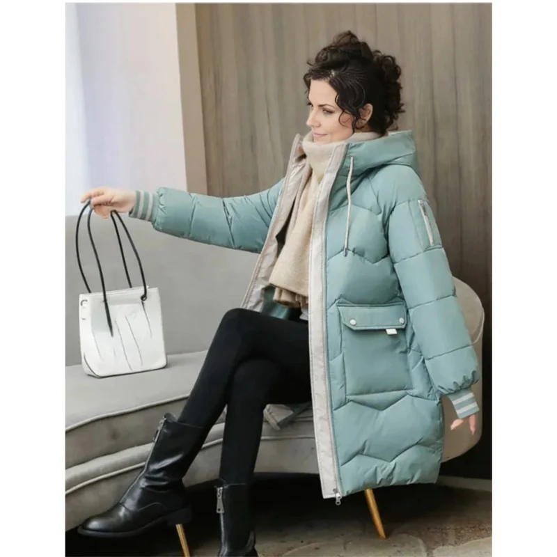 Margarete | Damen Winterjacke mit Kapuze, Langer Stepp Optik und Reißverschluss