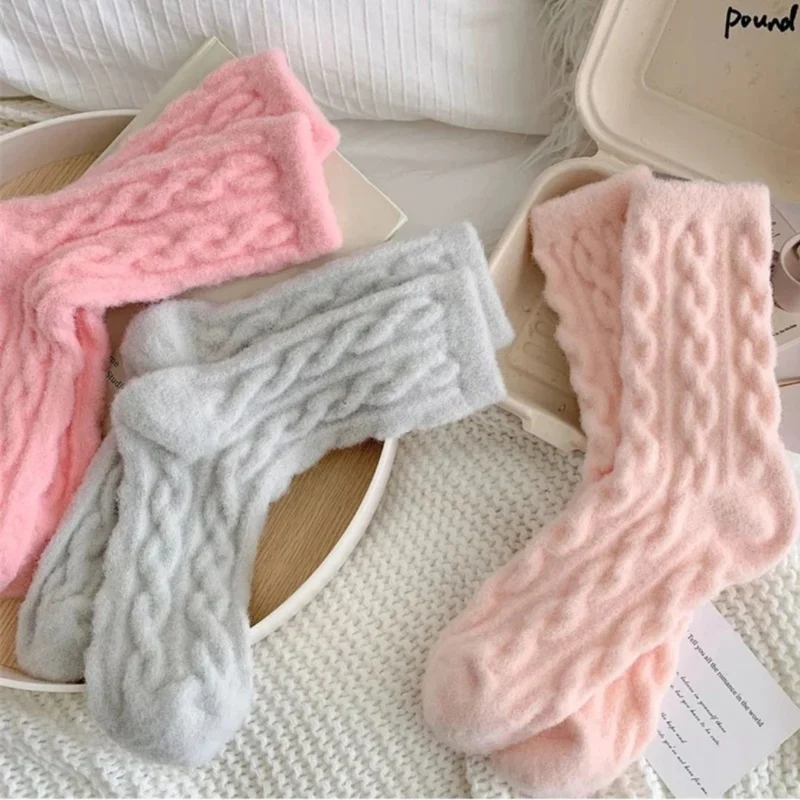 Amalia | Damen Trachtensocken mit Zopf design
