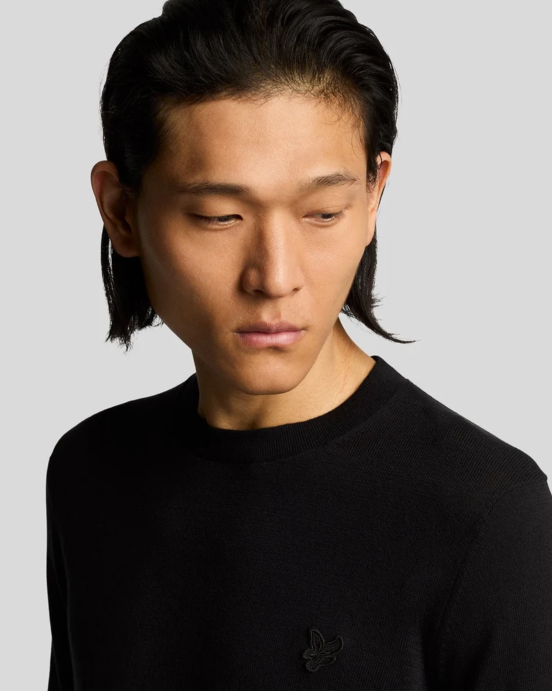 Lyle & Scott Herren-Pullover aus superfeiner Baumwolle mit Rundhalsausschnitt | Tiefschwarz