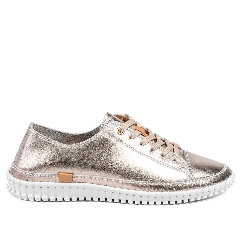 Leather Flexible Lightweight Lace Up Trainers - BRK43031 / 328 944 - Champagne