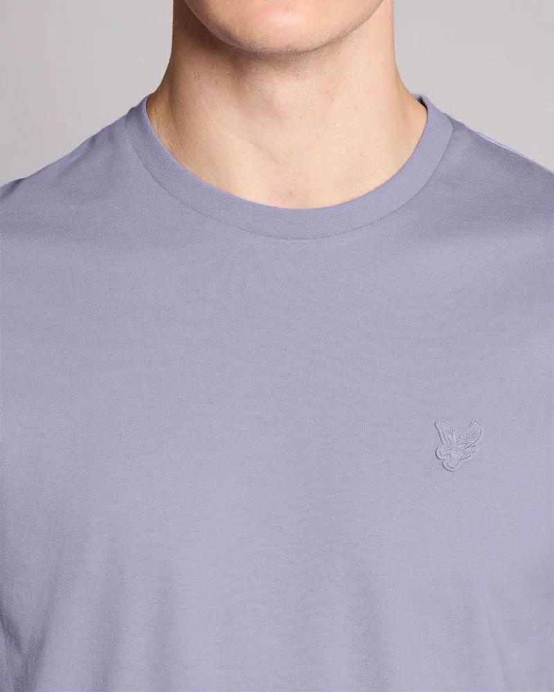 Lyle & Scott Herren-T-Shirt aus feinster Baumwolle | Violett mit Blumenmuster