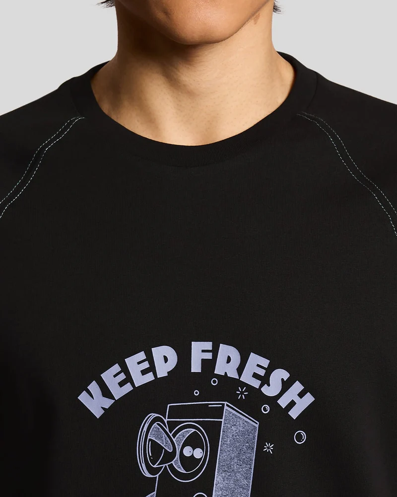 Lyle & Scott Herren-T-Shirt mit Brustaufdruck „Keep Fresh“ | Tiefschwarz