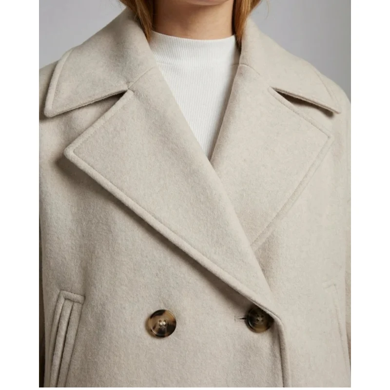 Laura | Damen Kurze Jacke mit Knöpfen