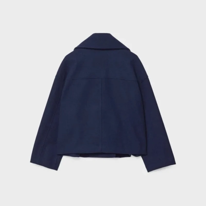 Laura | Damen Kurze Jacke mit Knöpfen