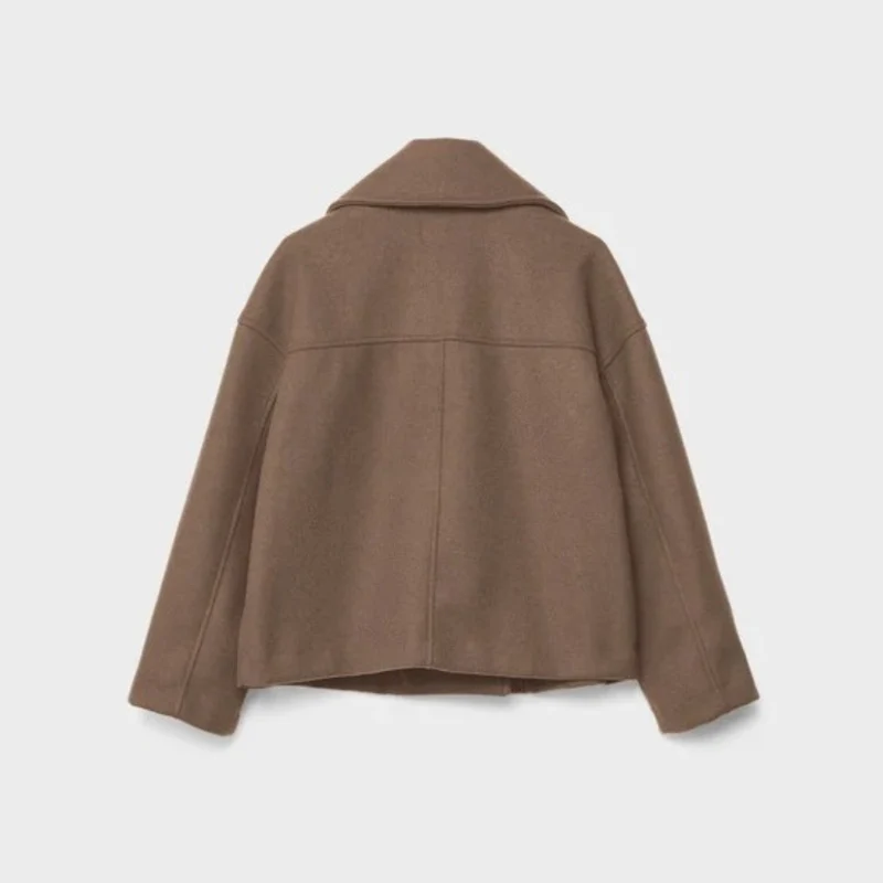 Laura | Damen Kurze Jacke mit Knöpfen