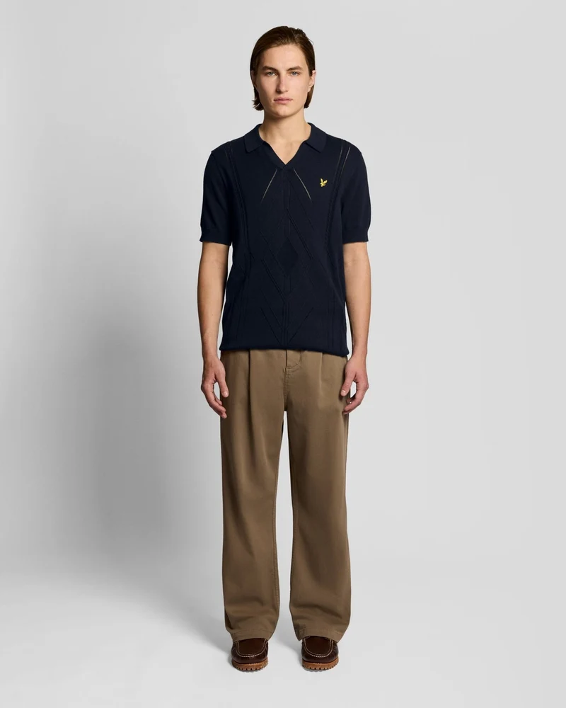 Lyle & Scott Herren-Poloshirt mit offenem Kragen und Argyle-Strickmuster | Dunkelblau