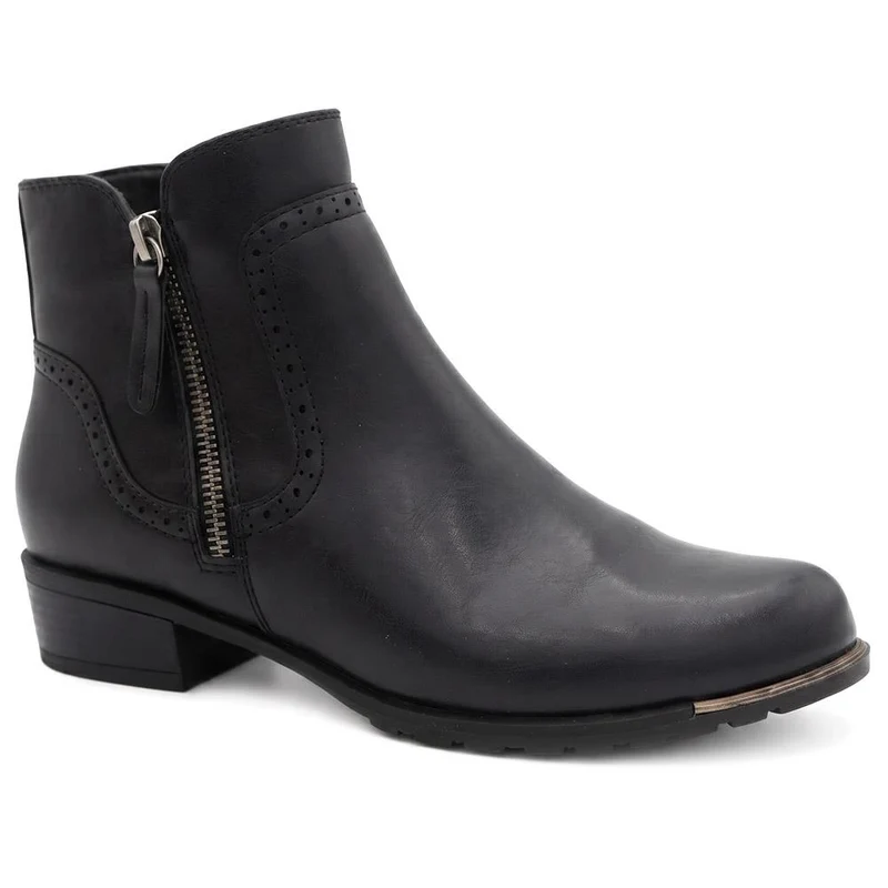 Zip Fasten Brogue Trim Ankle Boots - WBINS44012 / 329 743