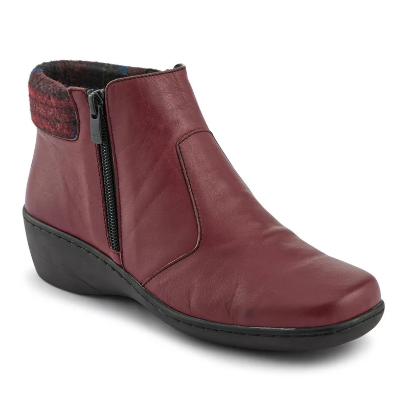 Wide-Fit Leather Lightweight Ankle Boots - LUCK42000 / 328 506