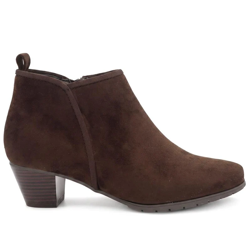 Heeled Short Ankle Boots - WBINS38005 / 324 159 - Brown