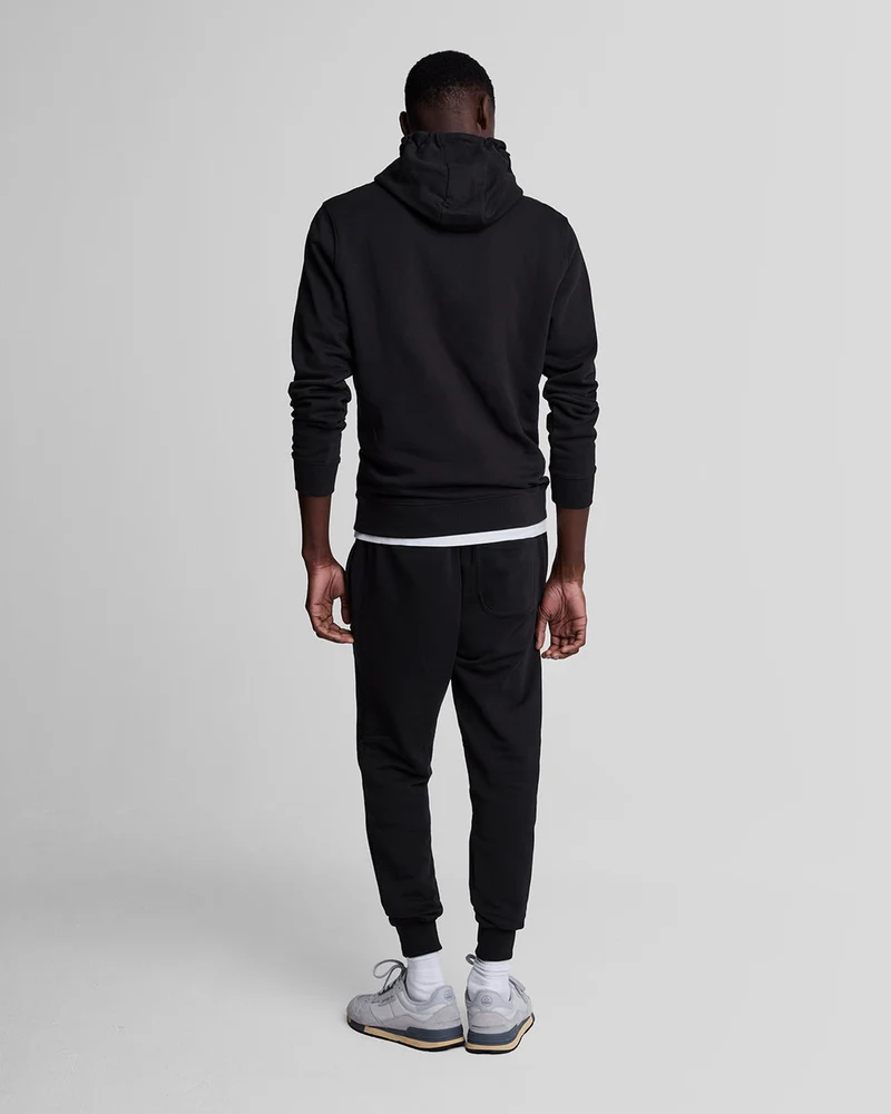 Lyle & Scott Herren-Jogginghose aus Baumwolle, schmal geschnitten | Tiefschwarz